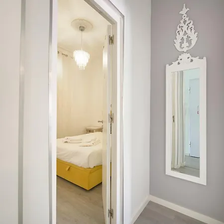 Apartmán New 3 Bedroom Flat With River On Sight @alameda