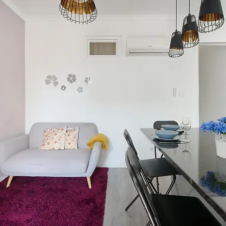 Apartmán New 3 Bedroom Flat With River On Sight @alameda *