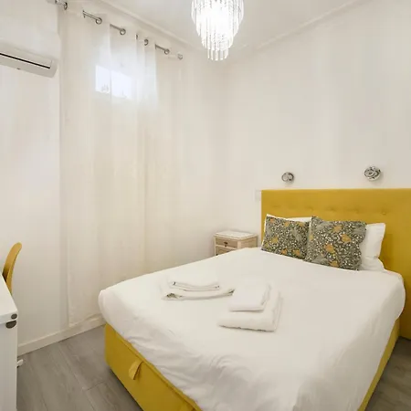 New 3 Bedroom Flat With River On Sight @alameda Apartmán *