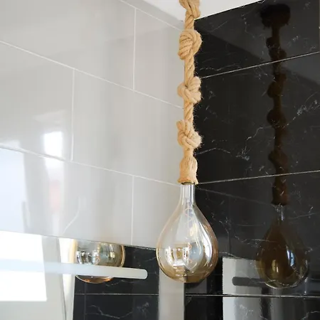 New 3 Bedroom Flat With River On Sight @alameda Lissabon