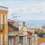 New 3 Bedroom Flat With River On Sight @alameda Lisboa